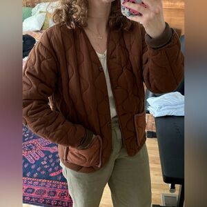 Doen maroon quilted jacket xs Euc